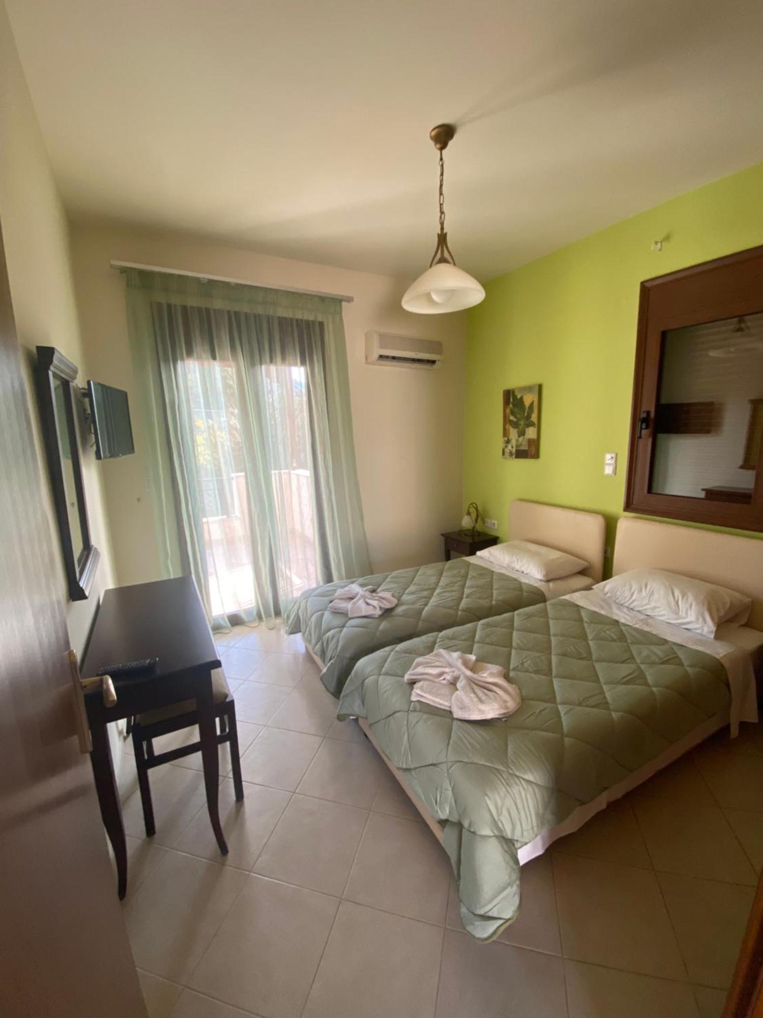 Eligia Villas Mixórrouma Dış mekan fotoğraf